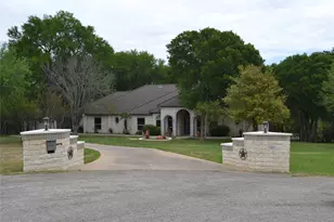 142 Llano Ct, Cedar Creek, TX 78612 - Photo 1