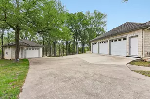 142 Llano Ct, Cedar Creek, TX 78612 - Photo 29