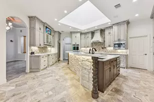 142 Llano Ct, Cedar Creek, TX 78612 - Photo 9