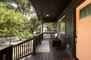 2501 E 11th St, Austin, TX 78702 - Photo 7