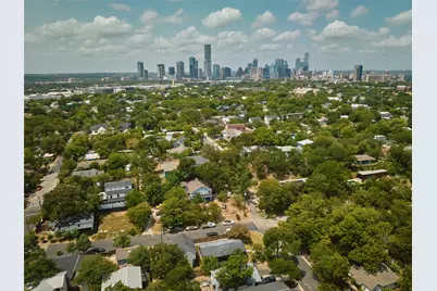 2501 E 11th Street #1, Austin, TX 78702 - Photo 35
