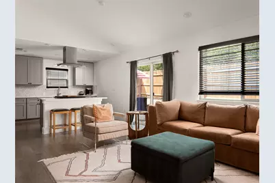 2501 E 11th Street #1, Austin, TX 78702 - Photo 9