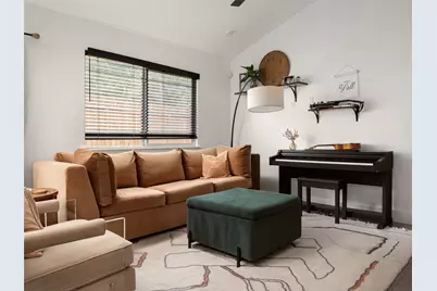 2501 E 11th Street #1, Austin, TX 78702 - Photo 11