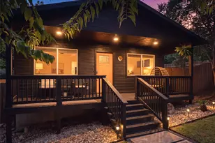 2501 E 11th St, Austin, TX 78702 - Photo 3