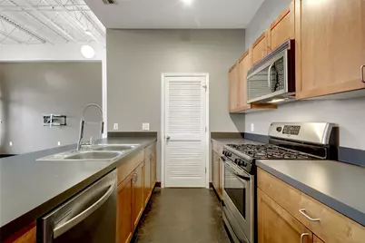 2401 E 6th Street E #41, Austin, TX 78702 - Photo 5