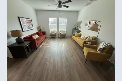 380 Mendoza, Kyle, TX 78640 - Photo 3