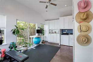 2908 Perry Ln, Austin, TX 78731 - Photo 23