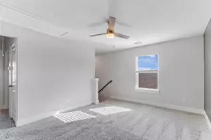 525 Longmount Cv, Liberty Hill, TX 78642 - Photo 15