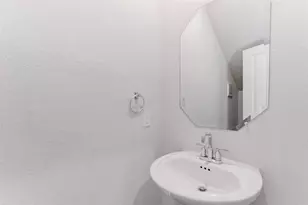 525 Longmount Cv, Liberty Hill, TX 78642 - Photo 13