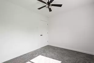 173 Kahalulu Dr, Bastrop, TX 78602 - Photo 17