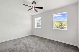 173 Kahalulu Dr, Bastrop, TX 78602 - Photo 19