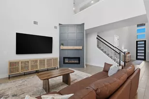 195 Grand Cyn Wy, Kyle, TX 78640 - Photo 7