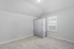 195 Grand Cyn Wy, Kyle, TX 78640 - Photo 37