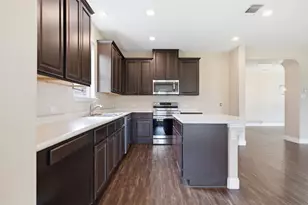 2950 E Old Settlers Blvd, Round Rock, TX 78665 - Photo 15