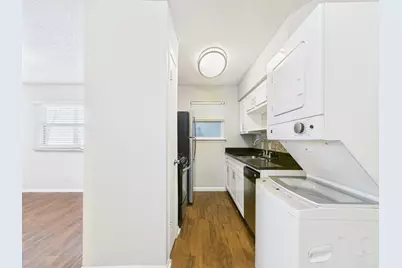 2401 Manor Road #136, Austin, TX 78722 - Photo 5