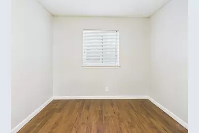 2401 Manor Road #136, Austin, TX 78722 - Photo 9