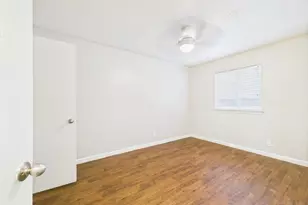 2401 Manor Rd, Austin, TX 78722 - Photo 7