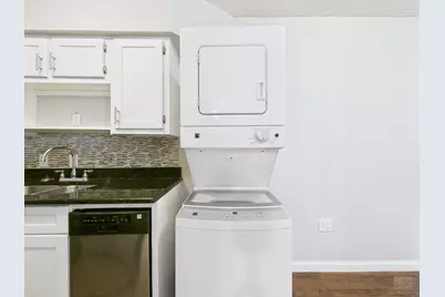 2401 Manor Road #136, Austin, TX 78722 - Photo 11