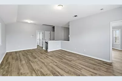 1102 Briscoe Cove, Hutto, TX 78634 - Photo 9