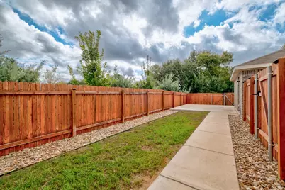1621 Arapaho Mountain Pass, Leander, TX 78641 - Photo 23