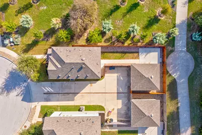 1621 Arapaho Mountain Pass, Leander, TX 78641 - Photo 31