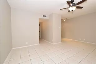 2404 Longview St, Austin, TX 78705 - Photo 11