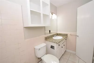 2404 Longview Street #103, Austin, TX 78705 - Photo 3