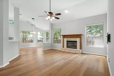 5301 Deerwood Lane, Austin, TX 78730 - Photo 7