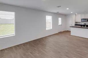 181 Bull Lake Cir, Buda, TX 78610 - Photo 11