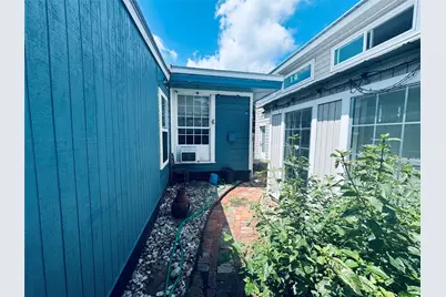 711 W 35th Street #B, Austin, TX 78705 - Photo 13