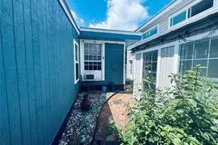 711 W 35th St, Austin, TX 78705 - Photo 13