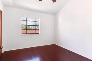 1903 E 20th St, Austin, TX 78722 - Photo 9