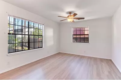 1903 E 20th Street, Austin, TX 78722 - Photo 5