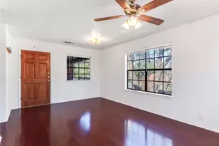 1903 E 20th St, Austin, TX 78722 - Photo 3