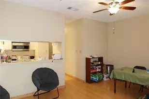 612 Park Pl, Austin, TX 78705 - Photo 5