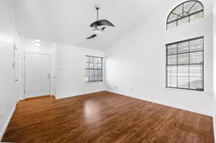 12800 Meehan Dr, Austin, TX 78727 - Photo 7