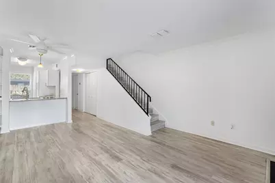 2018 W Rundberg Lane #16D, Austin, TX 78758 - Photo 11