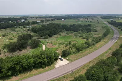 240 Cummings Road, Thorndale, TX 76577 - Photo 11