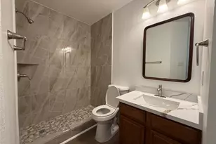1621 Parkfield Cir, Round Rock, TX 78664 - Photo 17