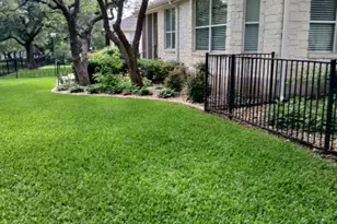 416 Brazos Dr, Georgetown, TX 78628 - Photo 31