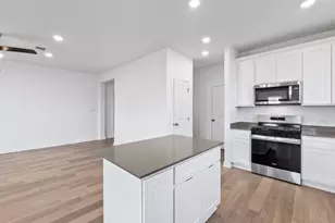 113 Lindheimer Ln, San Marcos, TX 78666 - Photo 9