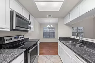 512 Eberhart Ln, Austin, TX 78745 - Photo 1