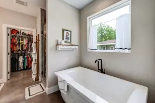 202 Falling Oak Dr, Blanco, TX 78606 - Photo 17