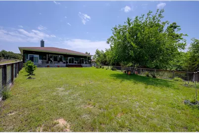 202 Falling Oak Drive, Blanco, TX 78606 - Photo 27