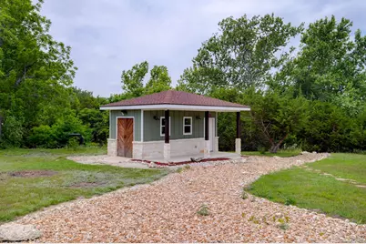 202 Falling Oak Drive, Blanco, TX 78606 - Photo 3