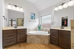 405 Glen Arbor Dr, Liberty Hill, TX 78642 - Photo 17