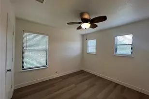 821 New Bridge Dr, Kyle, TX 78640 - Photo 15
