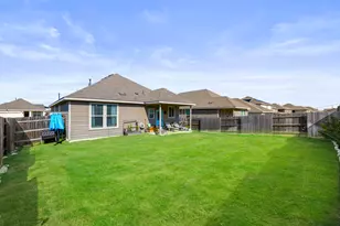 350 Purple Heart Dr, Buda, TX 78610 - Photo 27