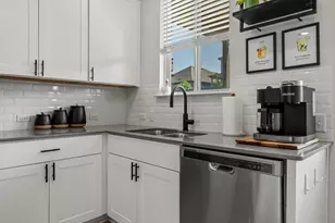 350 Purple Heart Dr, Buda, TX 78610 - Photo 9