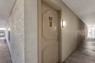 910 Duncan Ln, Austin, TX 78705 - Photo 1